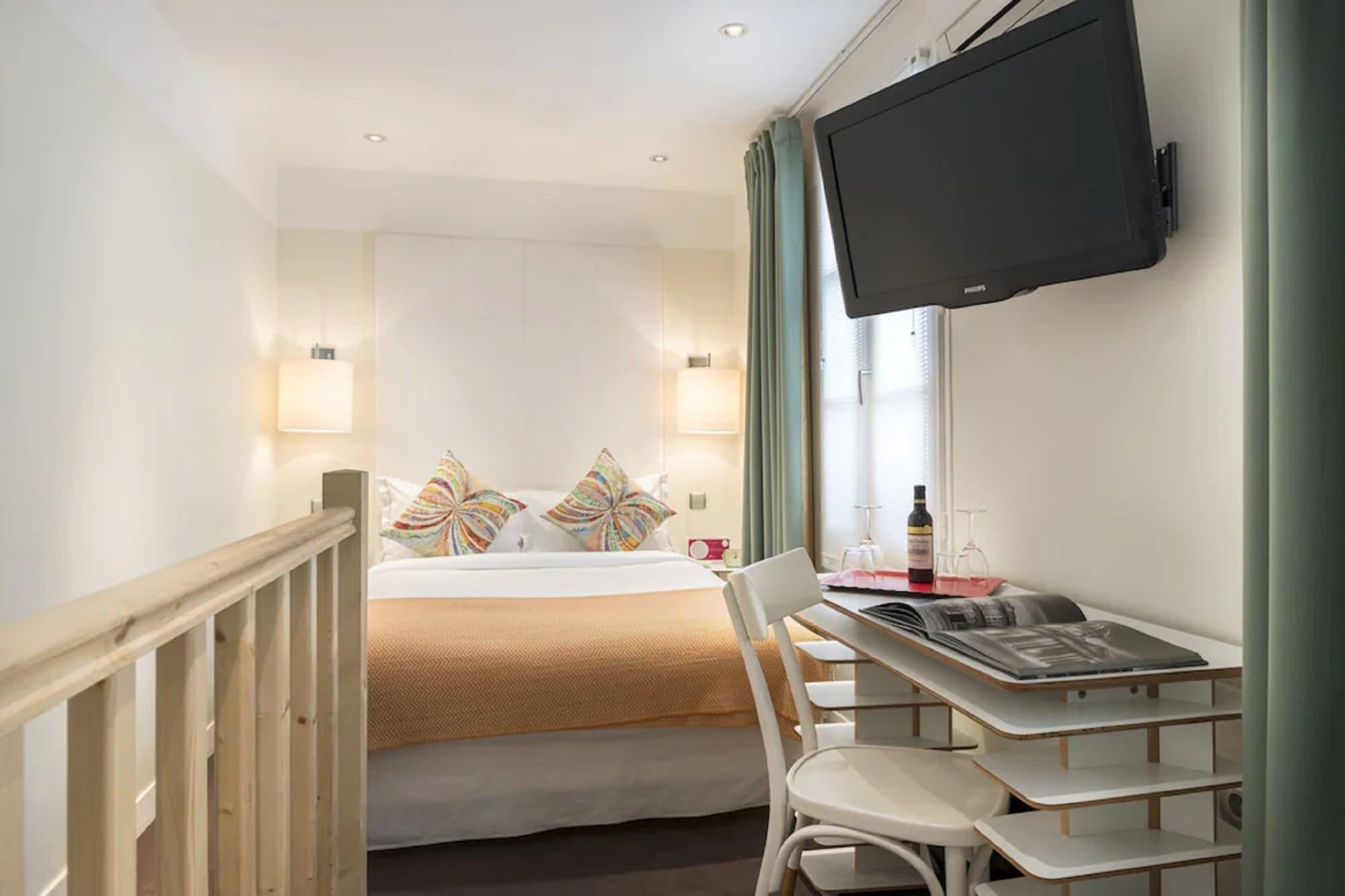 Le Placide Saint-germain Des Prés Hotel