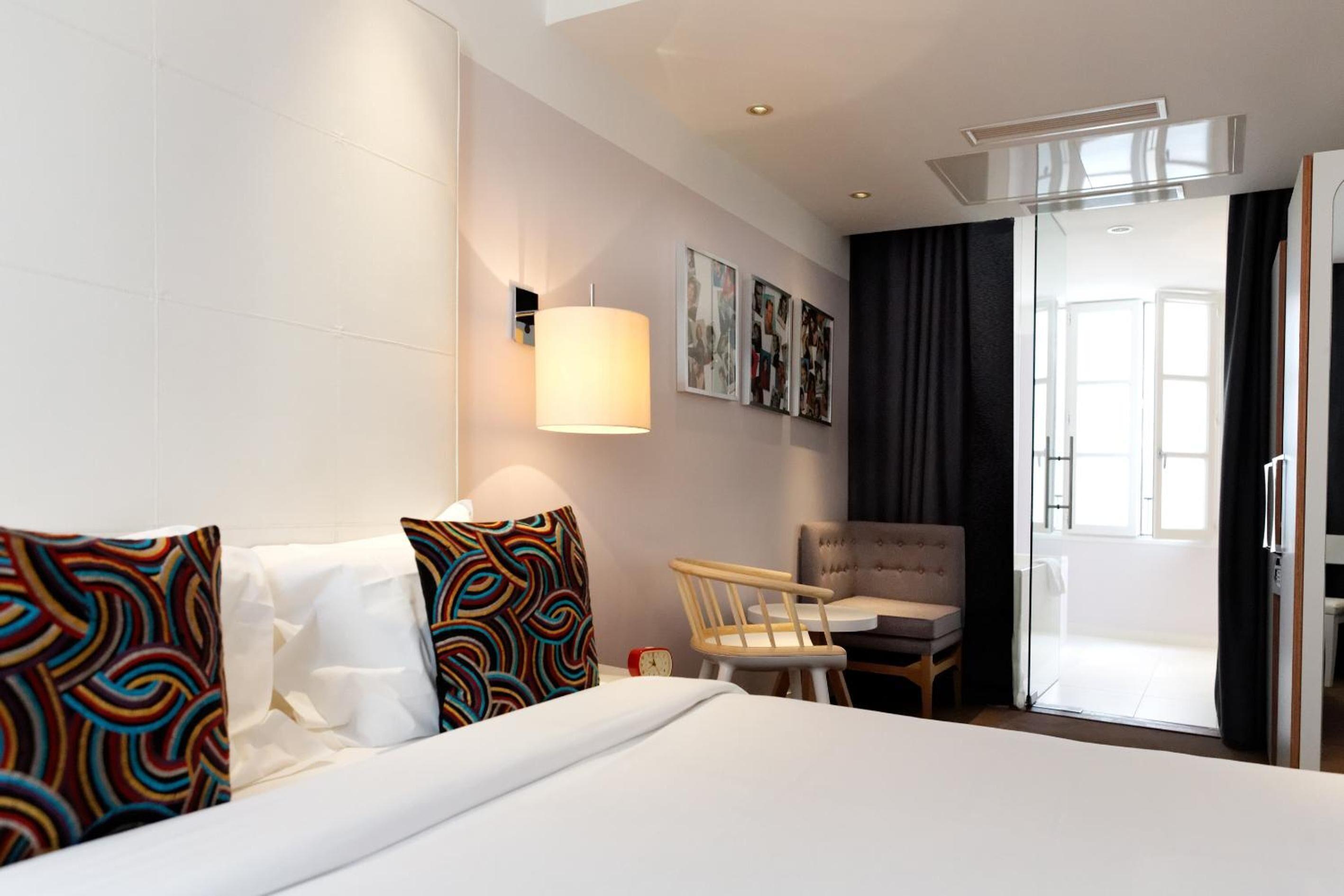 Hotel Le Placide Saint-germain Des Pres Paris