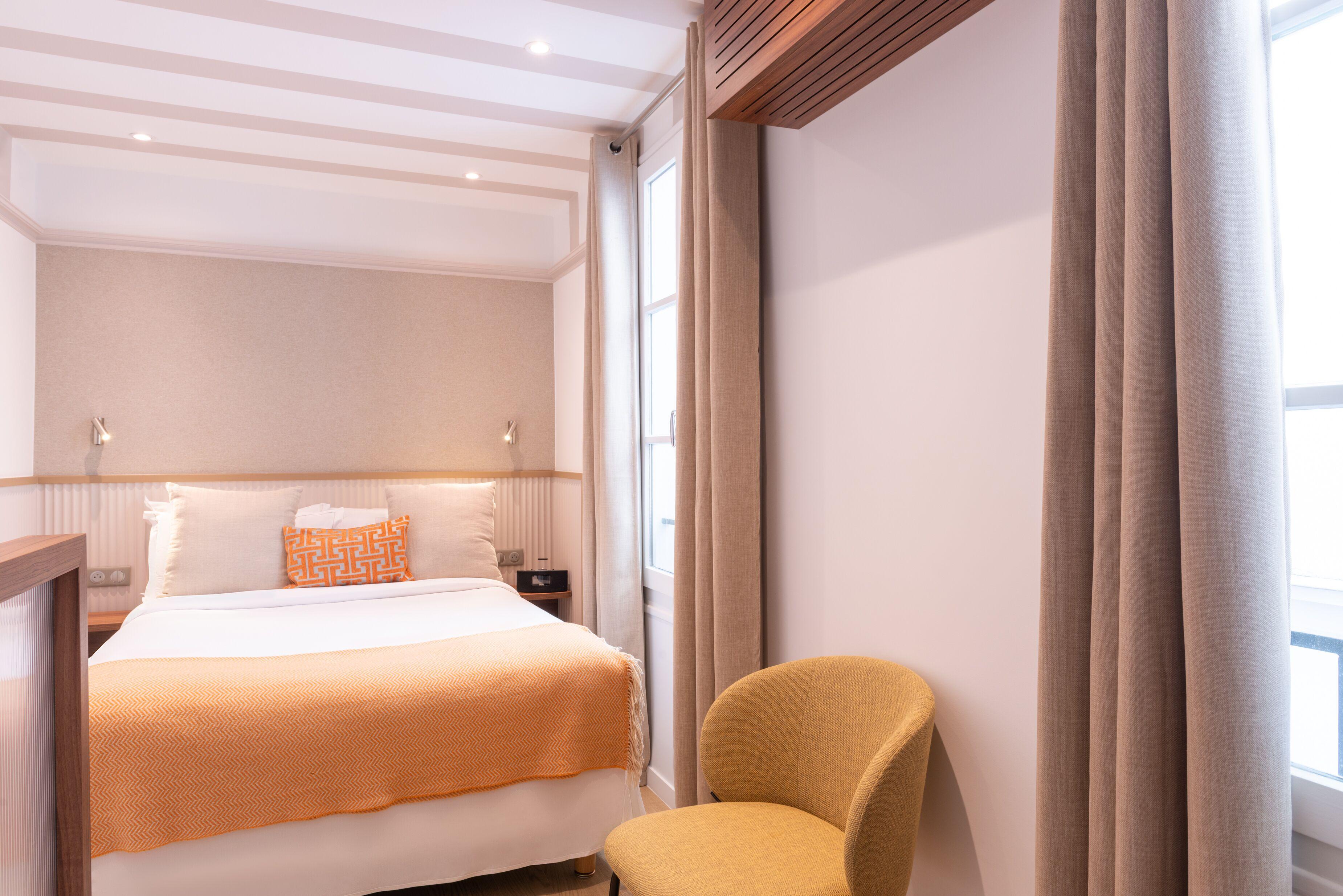 Hotel Le Placide Saint-germain Des Pres 4*